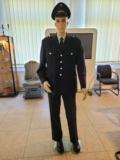 Feuerwehrmann in Uniform